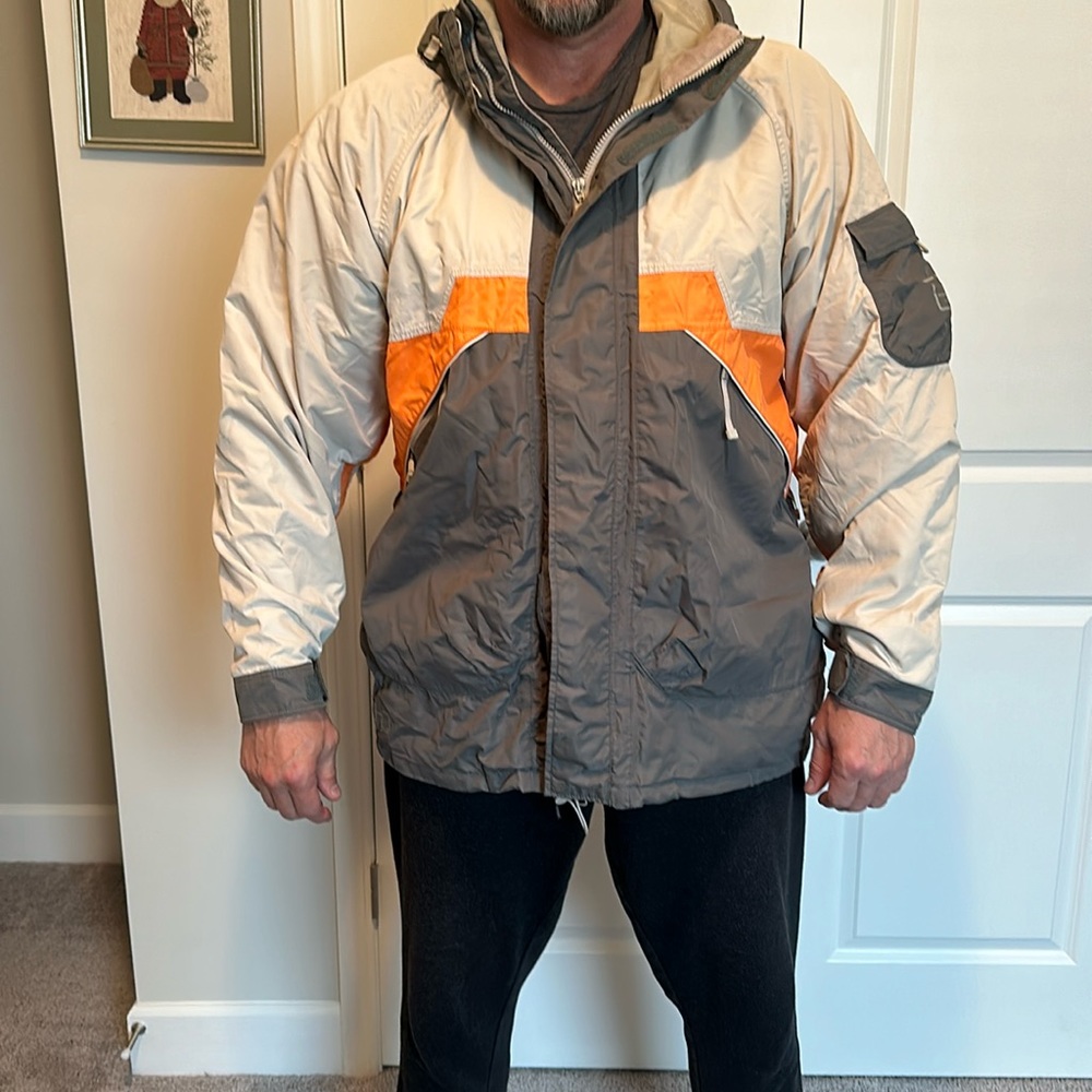 Foursquare snowboarding jacket